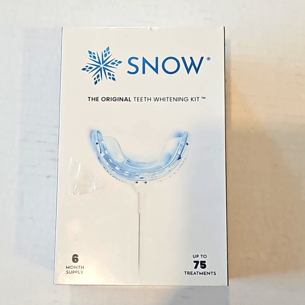 The SNOW Teeth Whitening at Home System - Unopened/In original wrapping